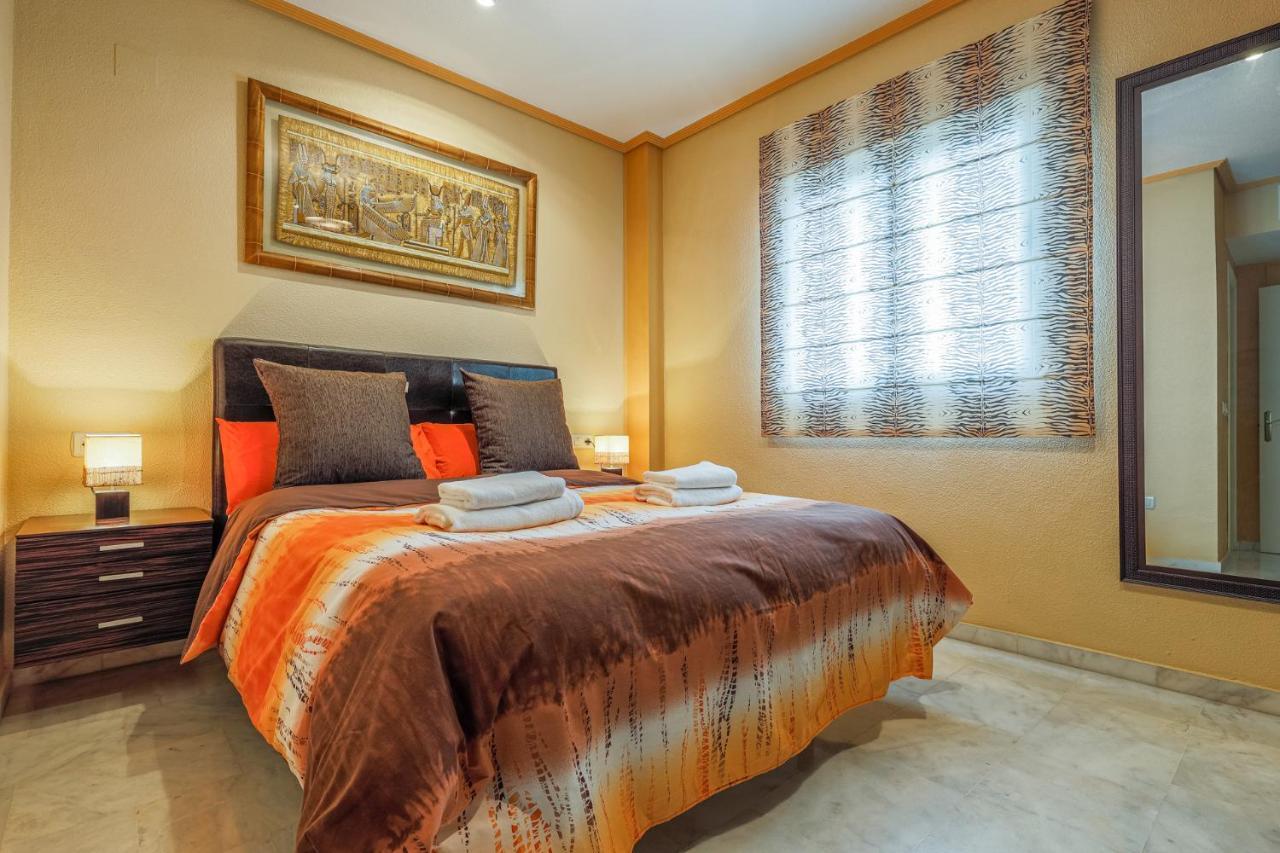 Sensacional Apt 2 Hab 2 baños 4 pax Aljarafe Metro San Juan de Aznalfarache Exterior foto