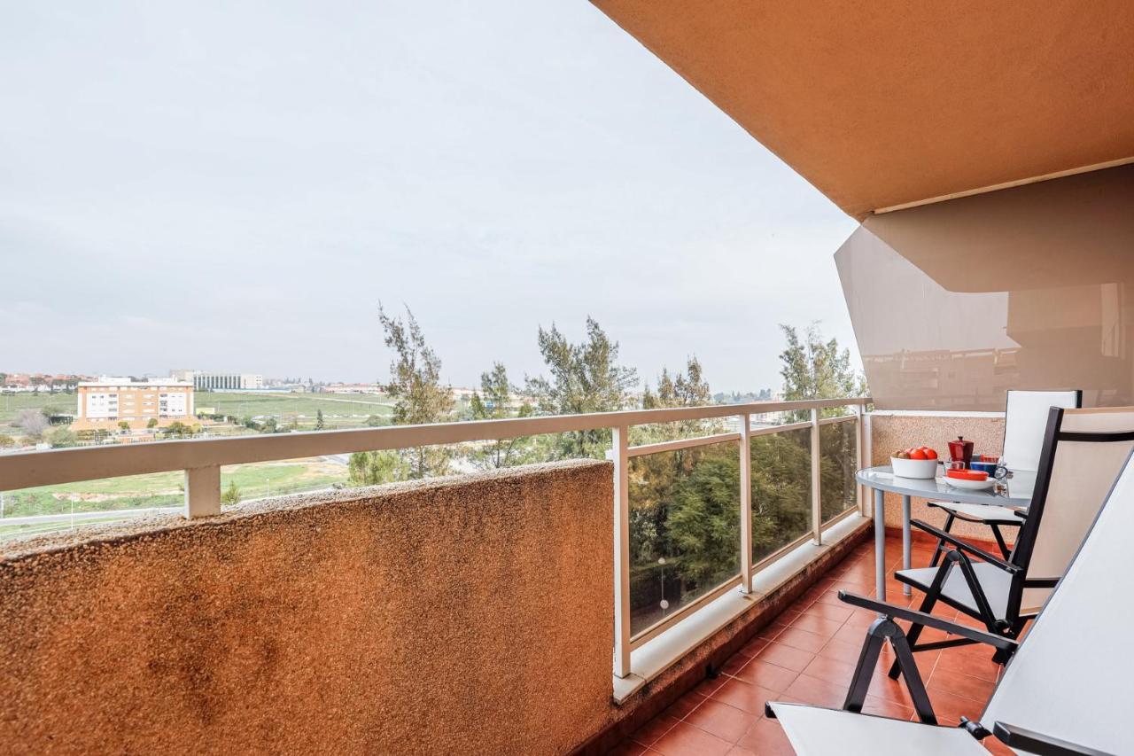 Sensacional Apt 2 Hab 2 baños 4 pax Aljarafe Metro San Juan de Aznalfarache Exterior foto