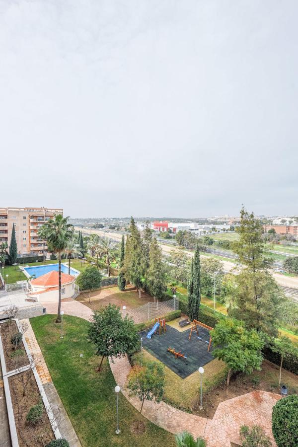 Sensacional Apt 2 Hab 2 baños 4 pax Aljarafe Metro San Juan de Aznalfarache Exterior foto